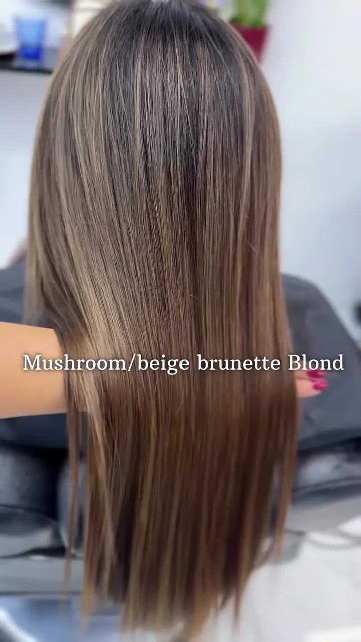 Een recent beige-bruin kleurresultaat met subtiele highlights.